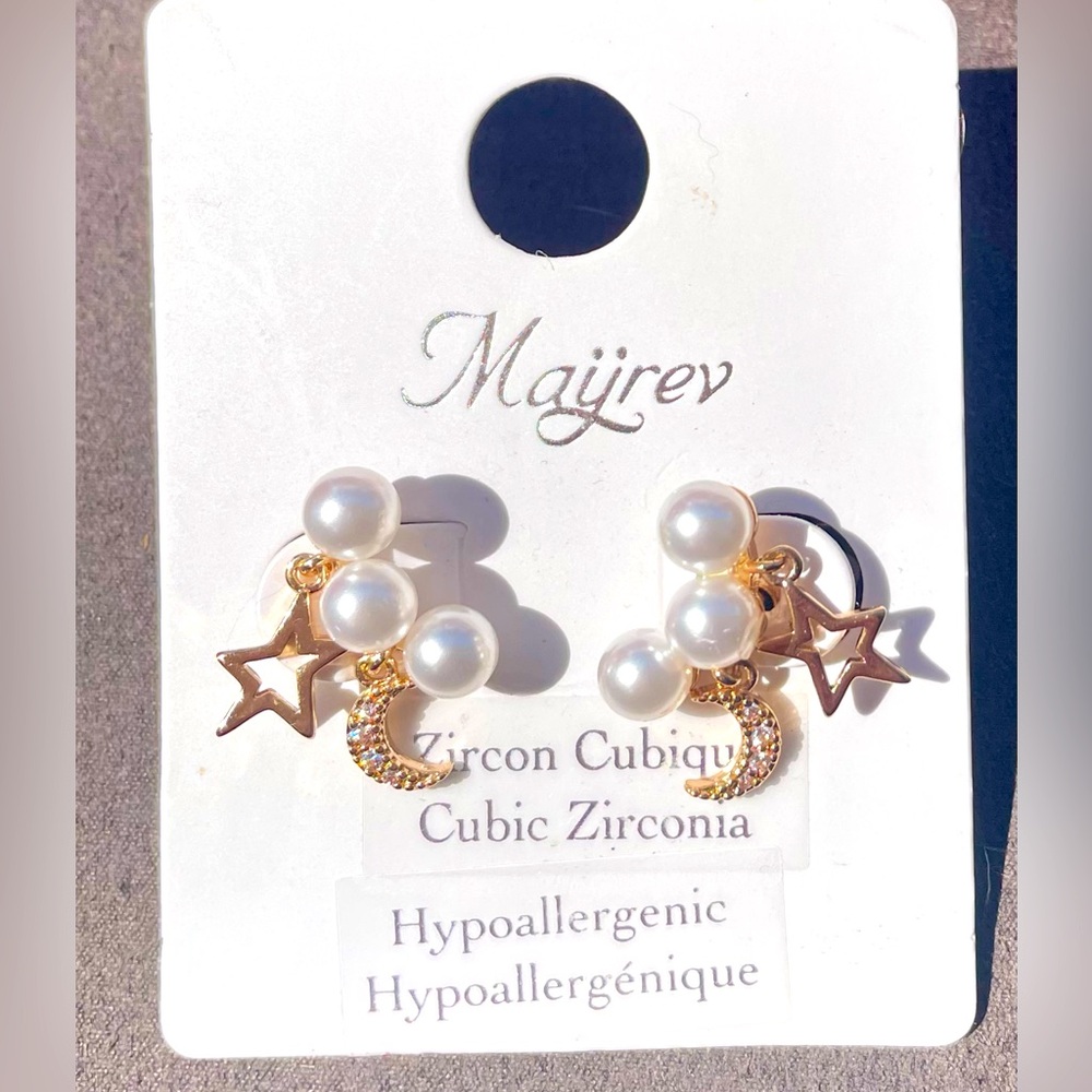 🆕 Mayrev Gold & White Star and Moon Earrings, cubic zirconia, and hypoallergenic